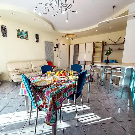 Bruxelles Apartment, A 2 Passi Dal Mare Rif A441