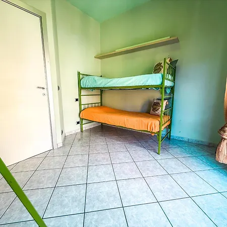 Bruxelles Apartment, A 2 Passi Dal Mare Rif A441